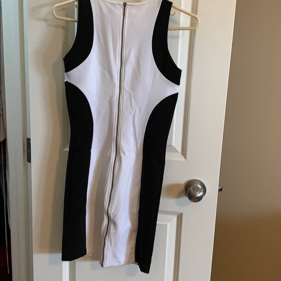 Dynamite Xs dress - Picture 3 of 3